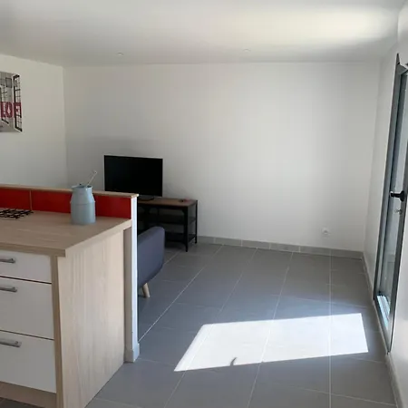 Moderne Avec Piscine Apartment
